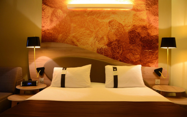 Holiday Inn Reims Centre by IHG (Chambres Rénovées)