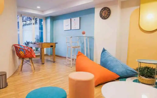 Sans Hotel Cemara Asri Medan