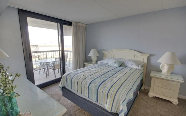 Sea Watch 205 - 3 Br Condo