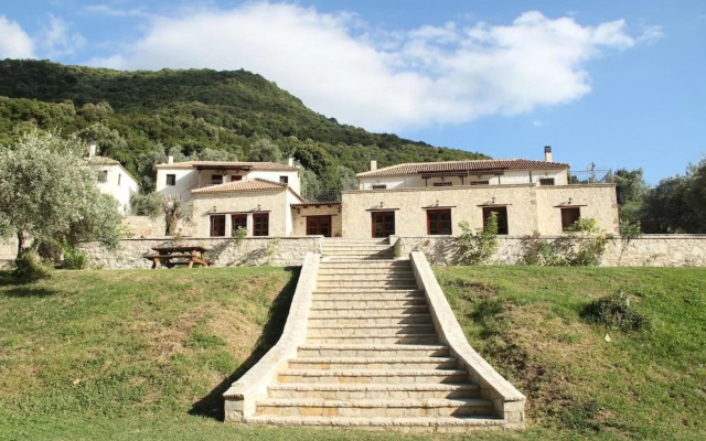 Piges Hotel at Acheron Springs