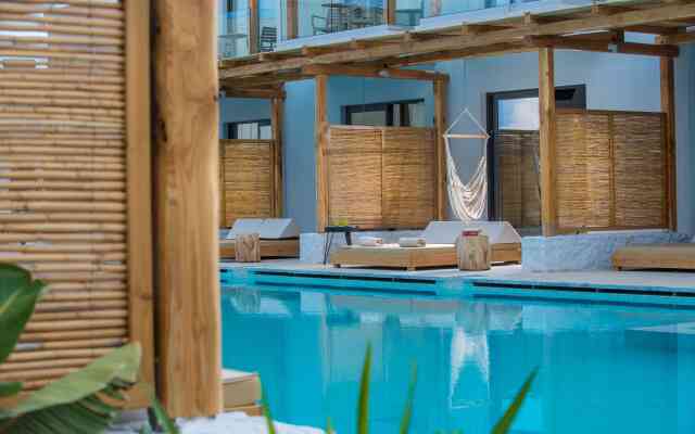 Paralos Lifestyle Beach