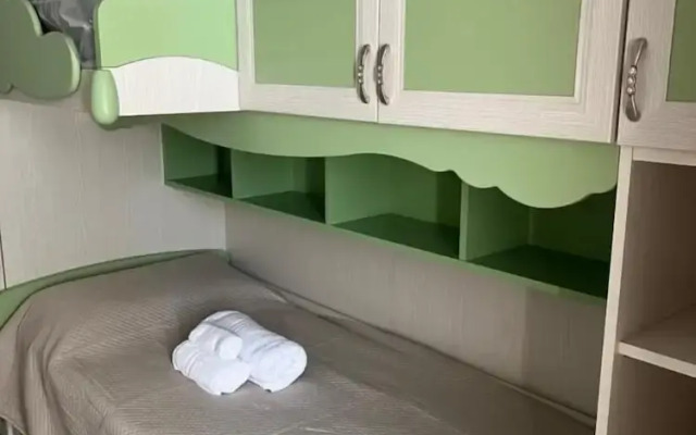 Room in Holiday House - Holiday House the Zagare, Large Double or Twin Room