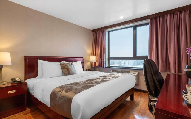 The L Hotel