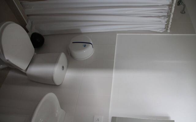 Hostal Lleras Calle 8 - Hostel