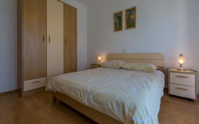 Apartments Nensi