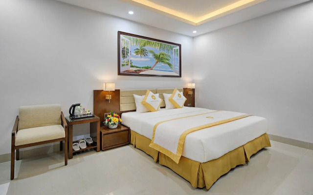 Merry Hotel