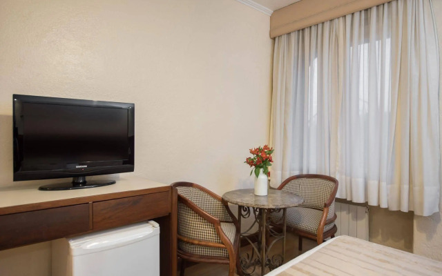 Serrazul Hotel  Distributed by Intercity