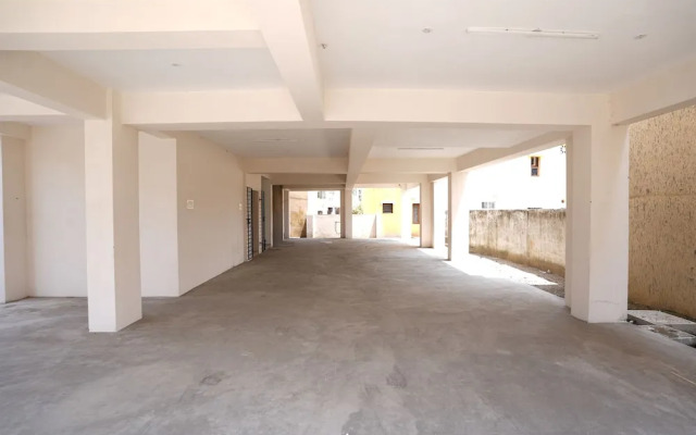 Aishwaryam Service Apartment