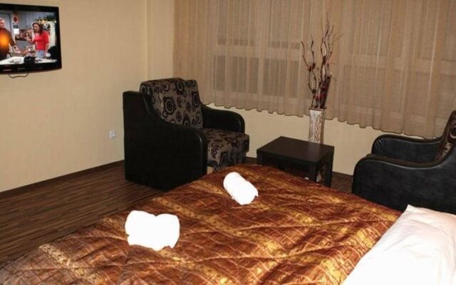 Albes Hotel