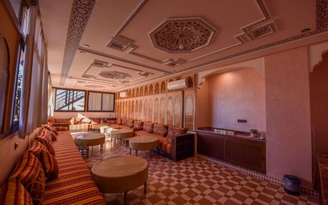 Riad Assia
