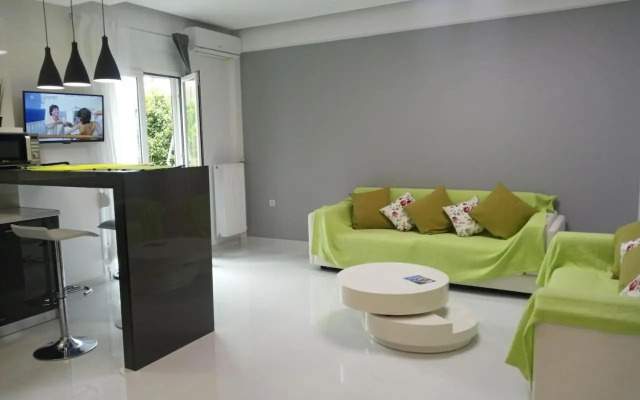 Luxury Apartment next to the sea beach