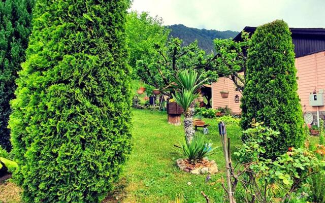 Romantic Cottage In Real Nature