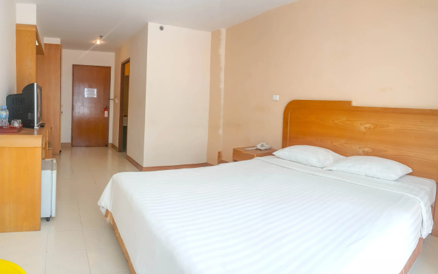 Eastiny Plaza Hotel
