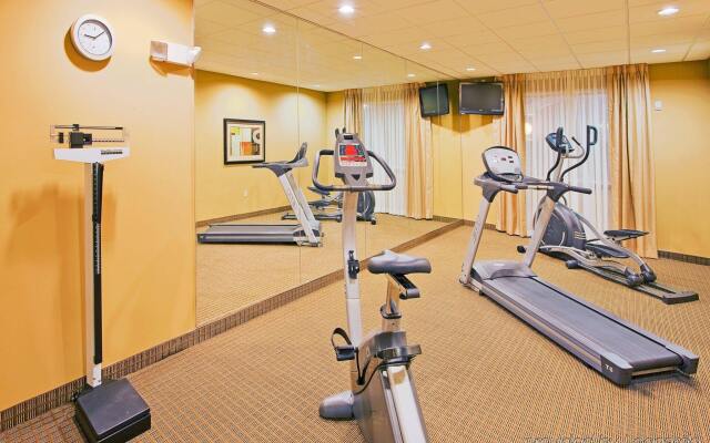 Holiday Inn Express & Suites Foley by IHG