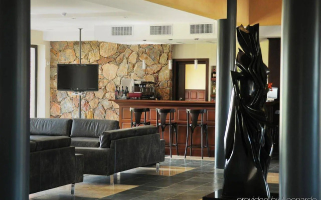Regency Park Hotel