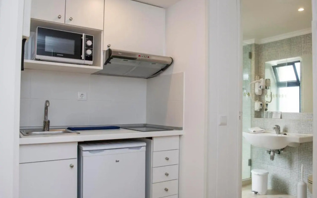 Dorisol Buganvilia Studio Hotel