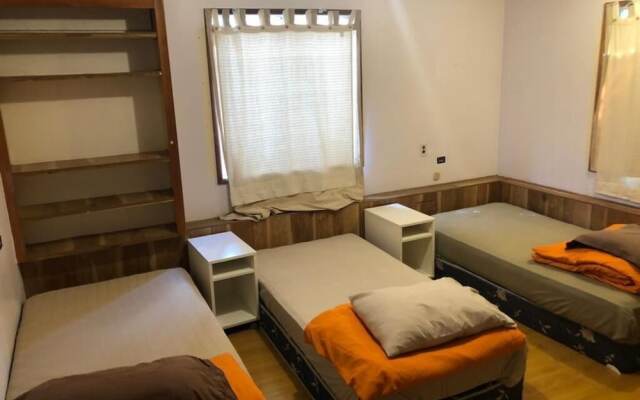 Vancouver Backpacker House