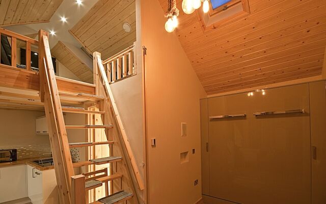 Alum Chine log Cabin