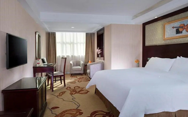 Vienna Hotel Huizhou Yanda Avenue