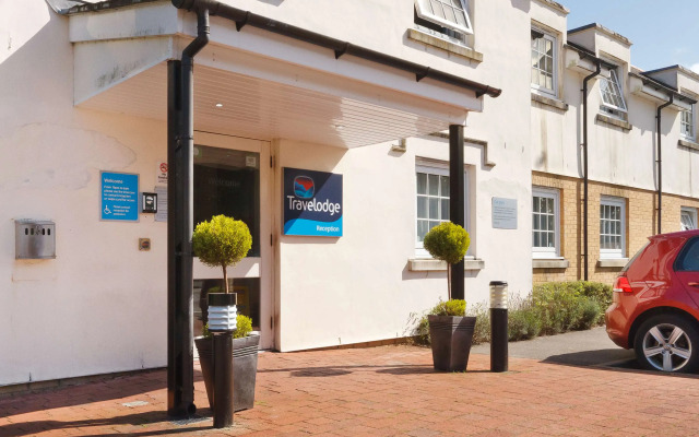 Travelodge Cardiff Airport