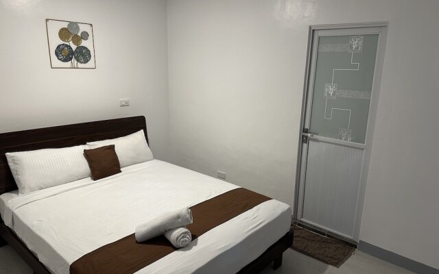 Aden Hotel