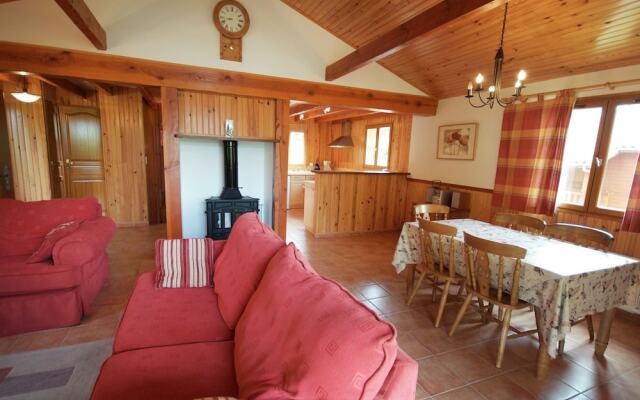 Secluded holiday home with dishwasher, close to Sarlat