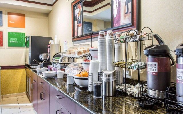 Comfort Inn East Windsor - Springfield