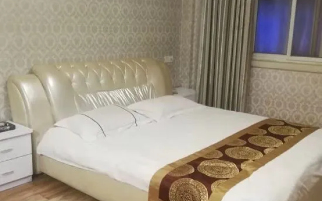 Cool Games E-sports Hotel (Xuchang Caowei Ancient City Pang Donglai Branch) – Guest Rooms – Xuchang