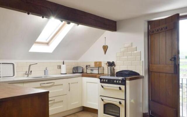 Field Farm Apartment