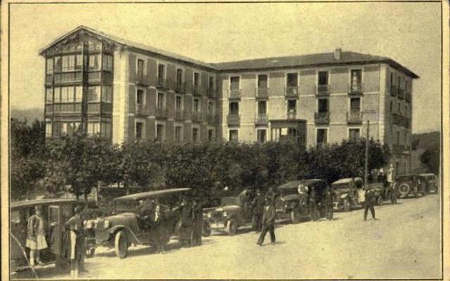 Hotel Ayestarán