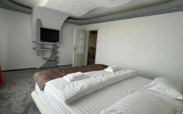 Lovely 3 bedrooms Apartament
