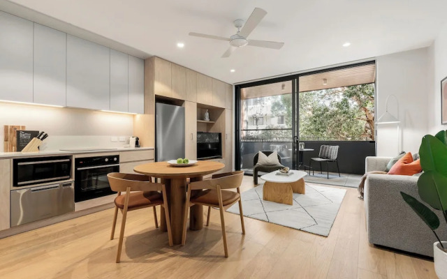 Hall St Apartments by Urban Rest