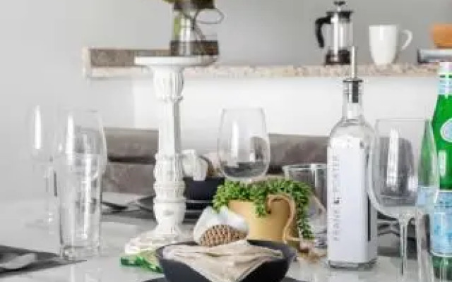 Frank Porter - Al Thayyal 2, The Greens