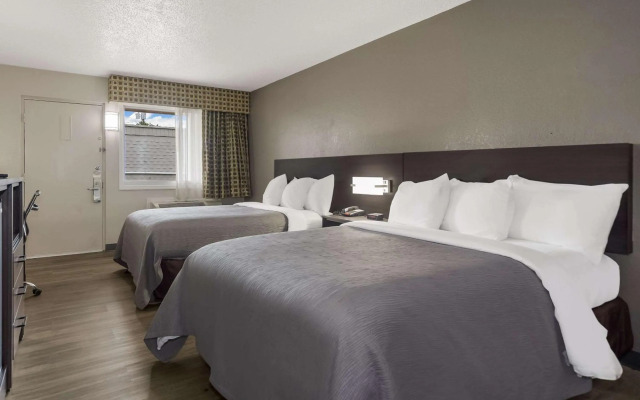 Quality Inn Charleston - West Ashley