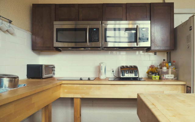 Cambie Hostel Gastown