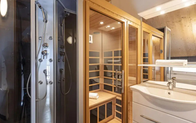 Cosy Chalet With Infrared Sauna