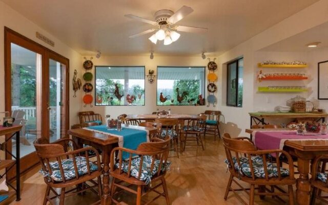 Hillside House Bed and Breakfast