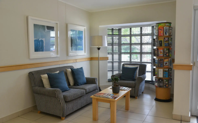Road Lodge Cape Town International Airport