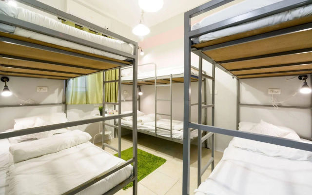 Crown Sea Apart hotel