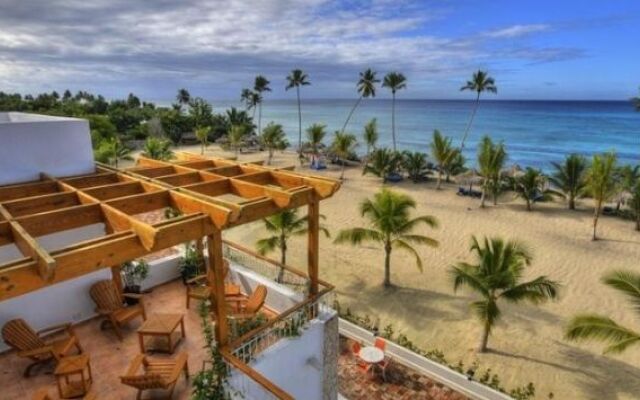 Cadaques Caribe Resort& Villas
