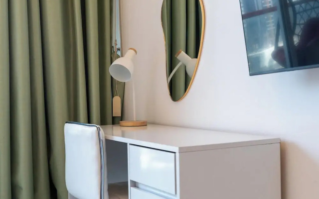 Studio with Canal Views by Bespoke