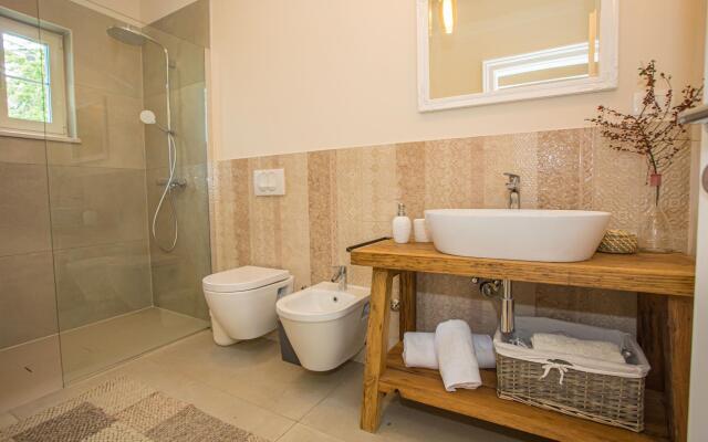 Vita 5 in Visnjan with 4 bedrooms and 4 bathrooms