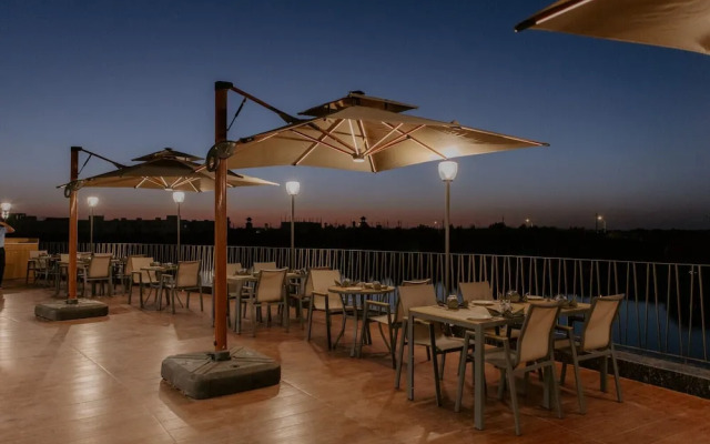 Floating deck resort