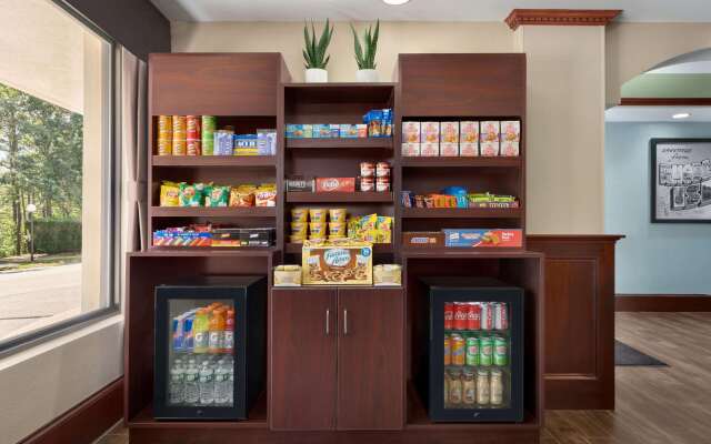 Super 8 by Wyndham West Greenwich/Providence