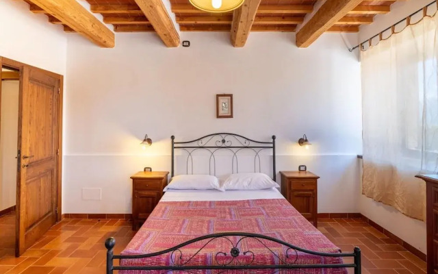 Apartment in a Farmhouse With 2 Swimming Pools
