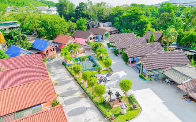 Phaithong Sotel Resort