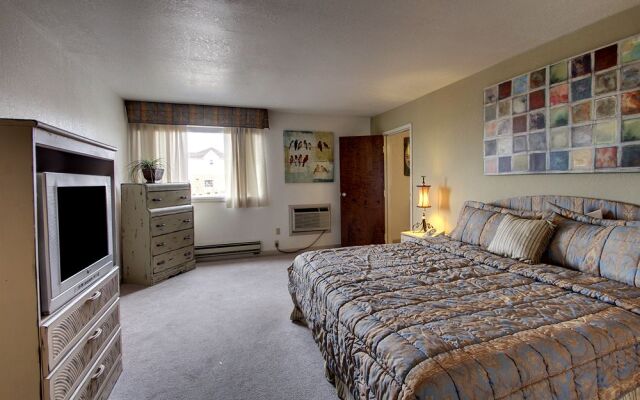 Eagle's Nest Hotel & Conference Center