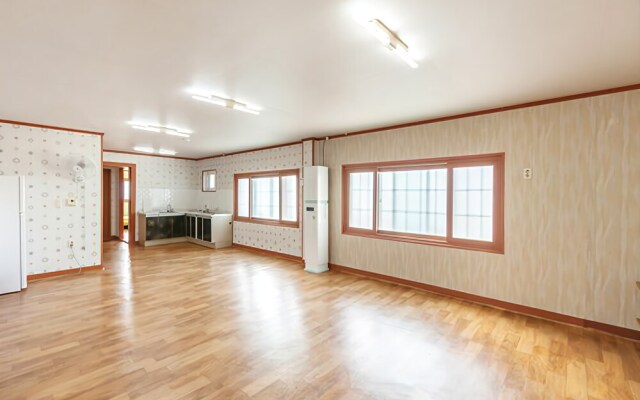 Namhae Namhae Bada Pension