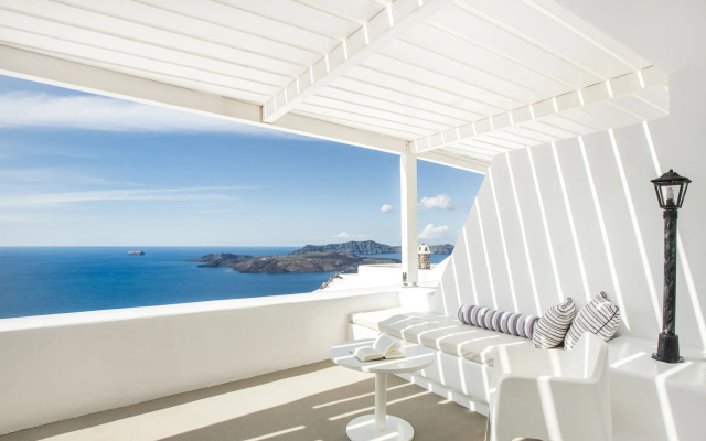 Lilium Hotel