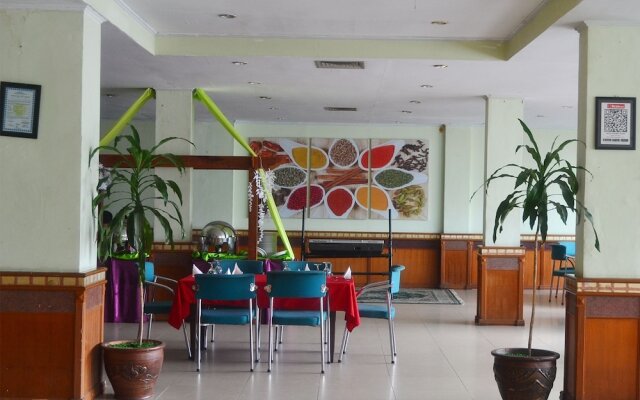 NIDA Rooms Tampan Universitas Riau HR Subrantas Panam at Hotel Sabrina